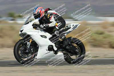 media/Oct-30-2025-Racers Edge (Thu) [[dabbdaf680]]/2-A Group/Session 2 Turn 14 Exit/